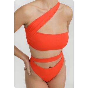 Riot Swim Paloma Asymmetrical Cutout One Piece Swimsuit Mango Orange NWT Medium